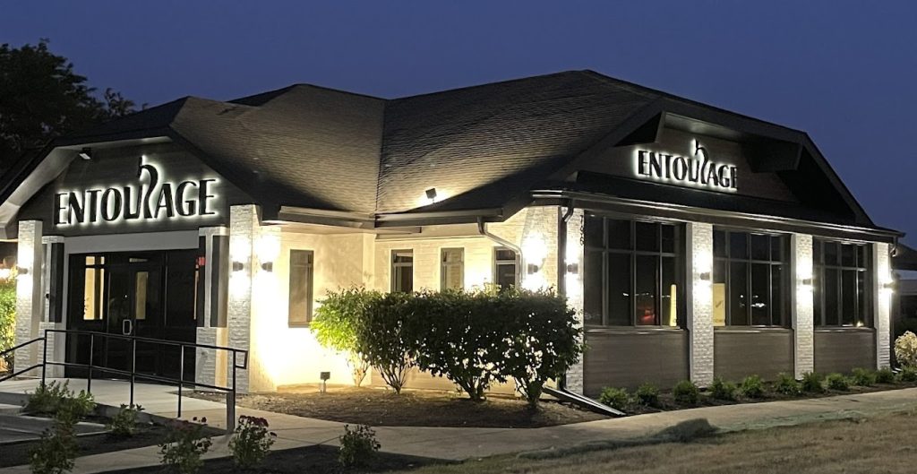 BEst Restaurant in Downtown in Naperville